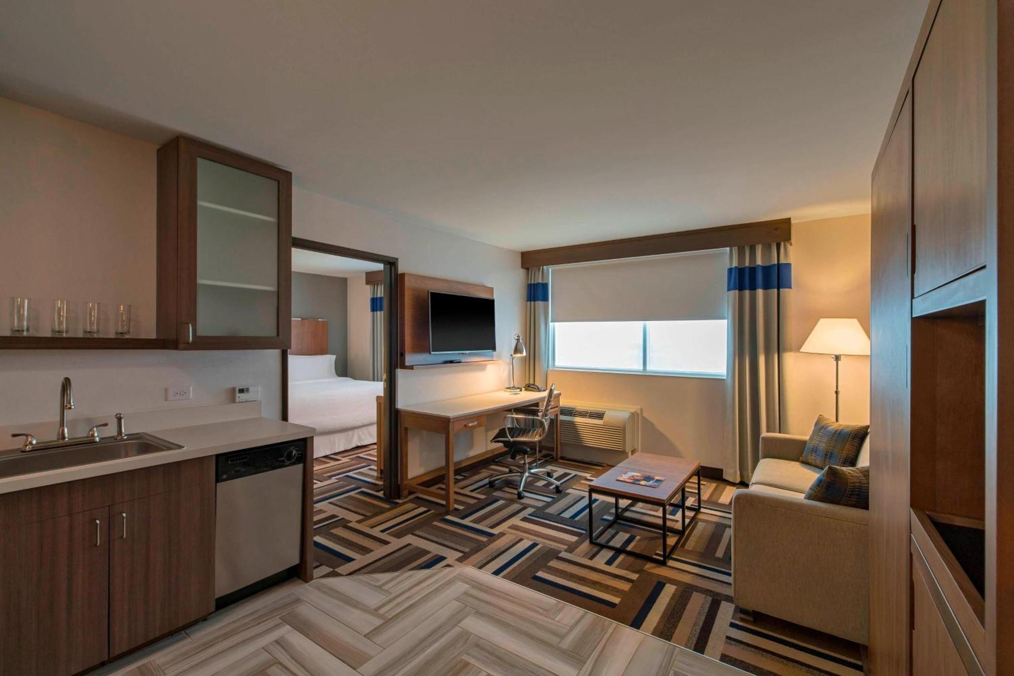 Four Points By Sheraton מידלנד מראה חיצוני תמונה