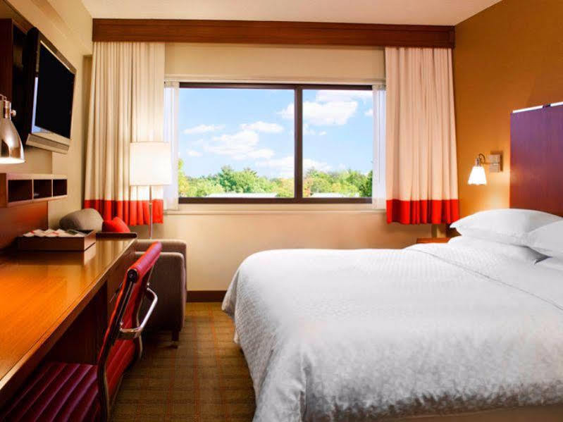 Four Points By Sheraton מידלנד מראה חיצוני תמונה